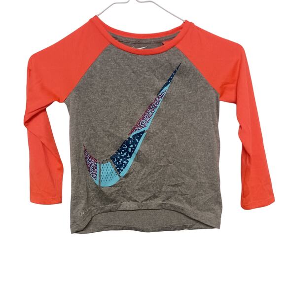 NIKE Long Sleeve DriFit T-Shirt Size 6 – Comfortable Performance Fit Girls - Picture 1 of 5